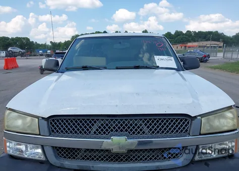 2005 Chevrolet Silverado 1500 from USA, damaged, VIN 1GCEC19VX5Z223117